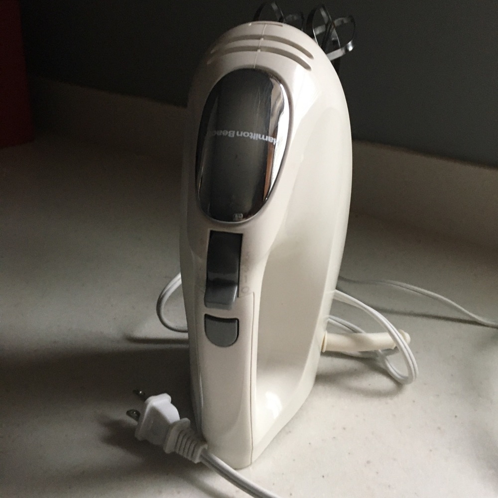 Hamilton Beach Hand Mixer